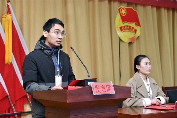 团代会刘江.jpg