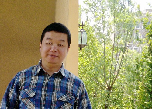 赵晗.jpg 赵晗.jpg