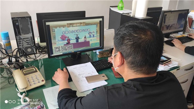 图四_副本.jpg 图四_副本.jpg
