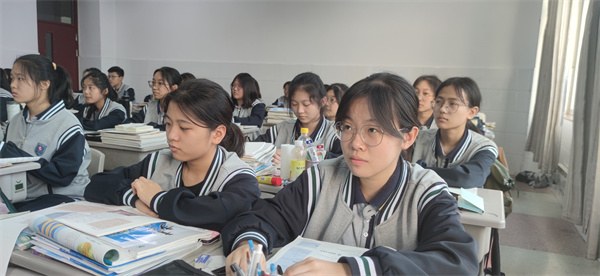 e2e52227b810674b08c2128071a6d23.jpg