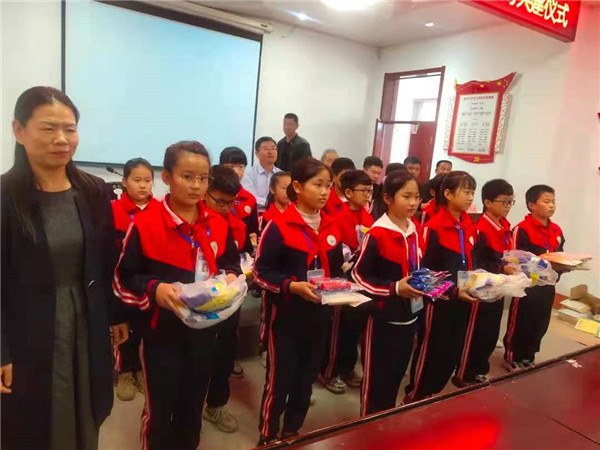 微信图片_20211013101122_副本.jpg