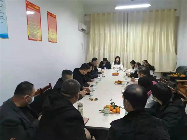 高三家长委员会.jpg 高三家长委员会.jpg