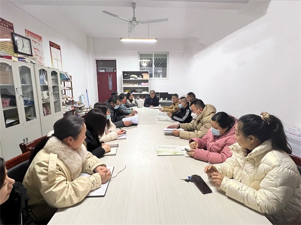 高二家委会1.jpg