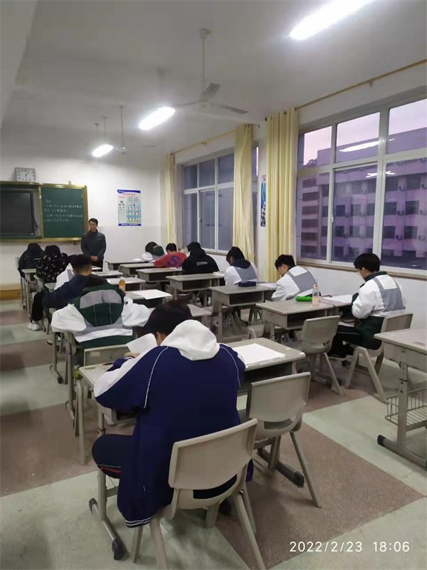 高一补考1.jpg