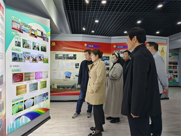 心理学专家4.jpg