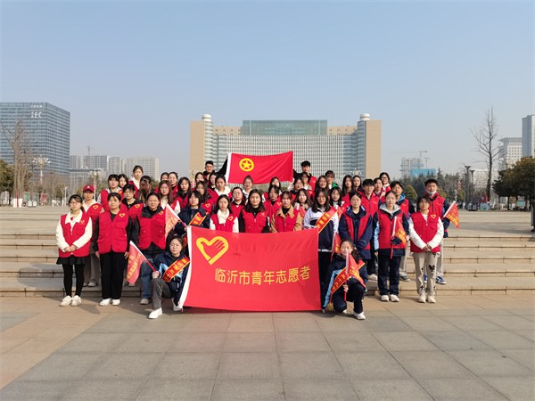 合影青协.jpg 合影青协.jpg