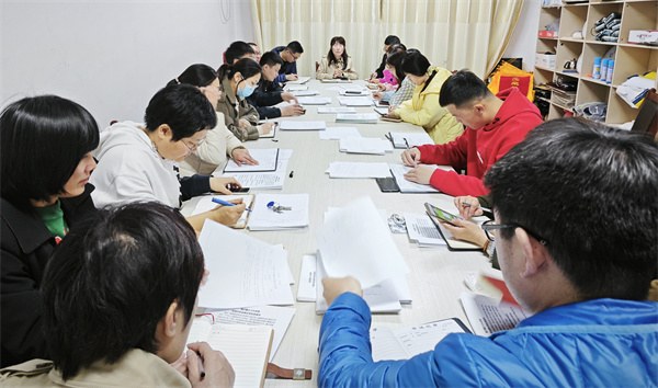 高一家长会4.jpg 高一家长会4.jpg