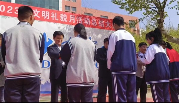 文明礼貌月4.jpg