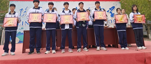 高一广播操3.jpg