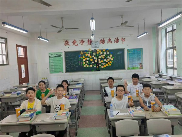 初中部开学1.jpg