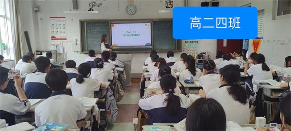 06.主题班会2.jpg