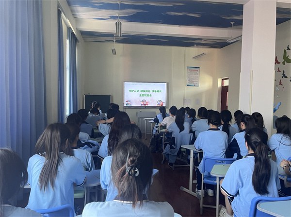 07.主题观影会1.jpg