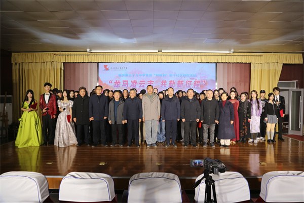 0R1A7105.jpg 0R1A7105.jpg