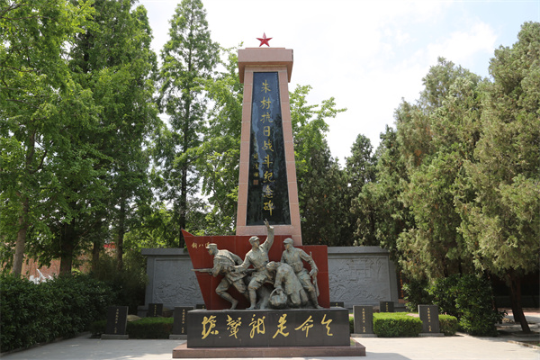 0R1A8143.jpg 0R1A8143.jpg